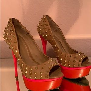 Kurt Geiger gold spike heels